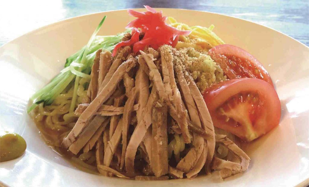 地元企業や病院と連携し 地産地消 低カロリーヘルシー メニューを開発 障がい者就労支援センタードリームが運営する 製麺工房ドリーム本店 Nsgグループ