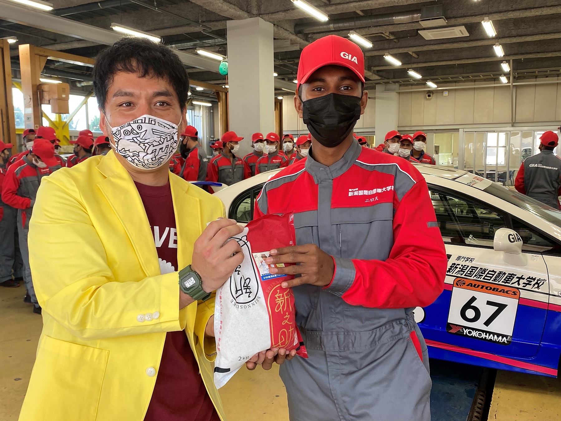 新潟国際自動車大学校 Nn新潟応援プロジェクト 留学生へ お米 が届きました 新潟のお笑い集団namara及び合同会社n Forceによる共同プロジェクト Nsgグループ 新潟国際自動車大学校 Nn新潟応援プロジェクト 留学生へ お米 が届きました 新潟のお笑い集団namara及び合同会社n Forceによる共同プロジェクト Nsgグループ