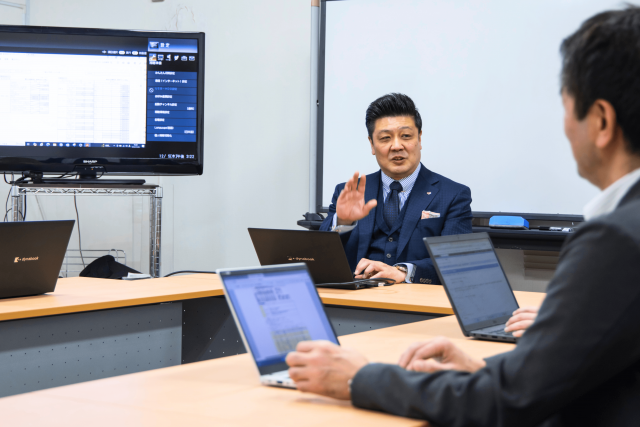 株式会社ベスト・ケア―での会議風景