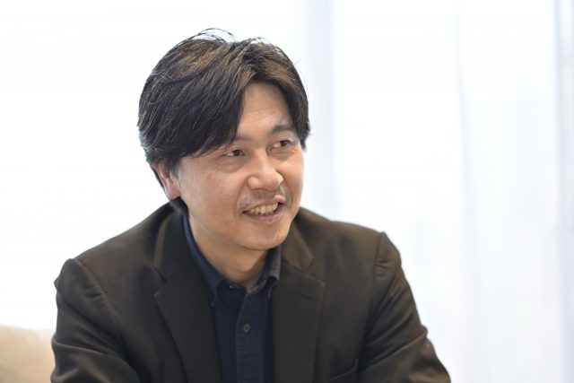 インタビューに応える一般社団法人 新潟県起業支援センターの代表理事高橋秀明氏