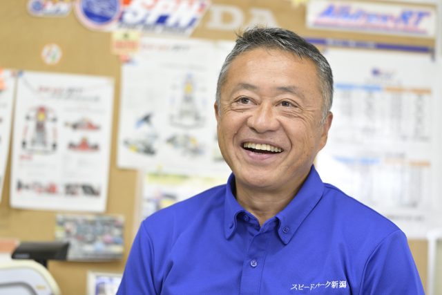 インタビューに応える株式会社スピードパーク新潟 社長 中村 寿和氏