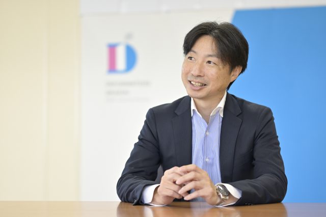 開志創造大学 情報デザイン学部の立ち上げに携わった室長の川島 学氏