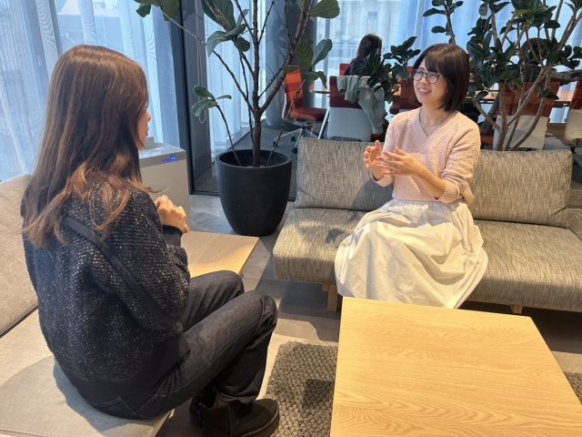 説明する栗原さん