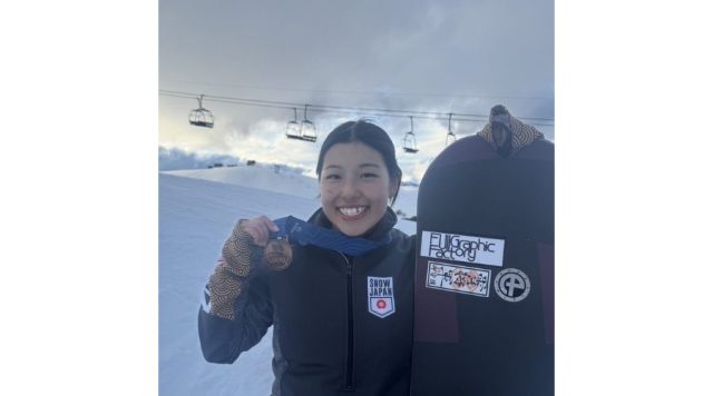 国際スノーボード&スケートボード専門学校在校生の石田莉緒選手のプロフィール画像